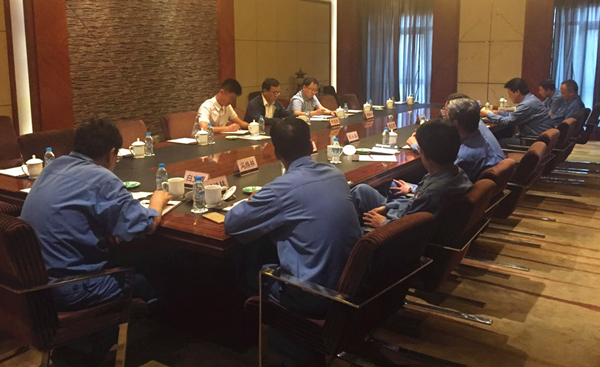 校党委常委、副校长李国雄一行走访太原钢铁集团公司