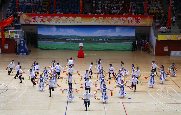 机械工程学院和马克思主义学院联队代表队