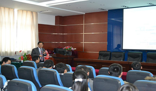 包头市“院士、专家包头行”活动在beat365官网举办